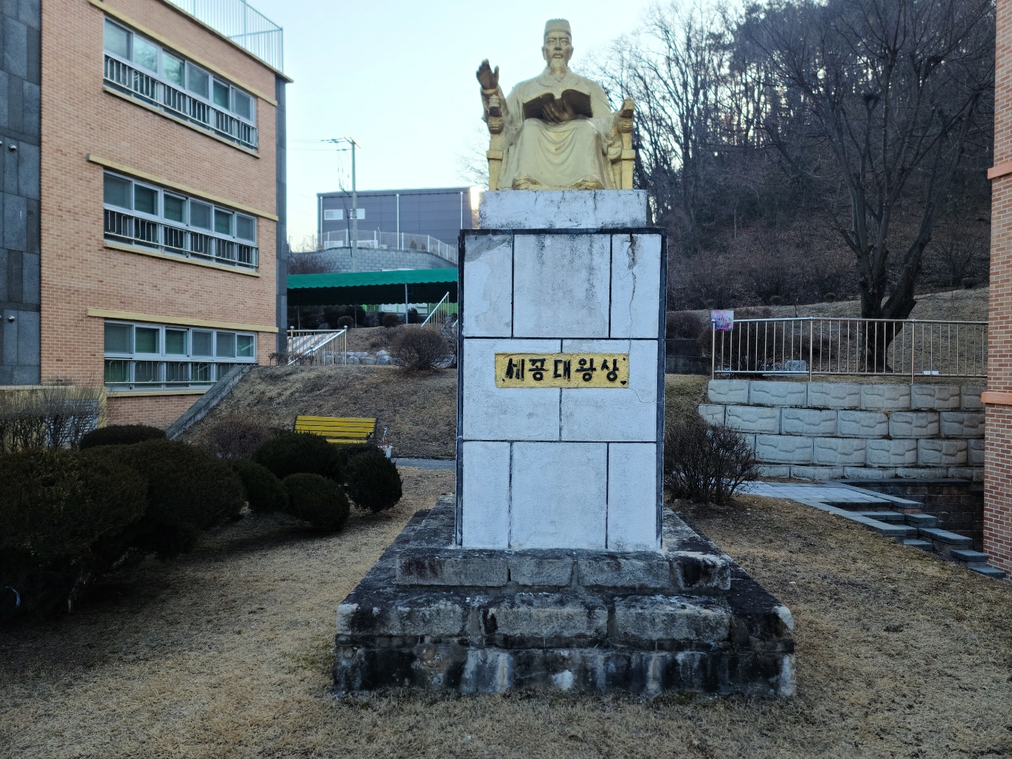 2000769928_4uAIsdY2_110163c4cd035114c266bfeb4e8522ac11695cf4.jpg 이미지크게보기