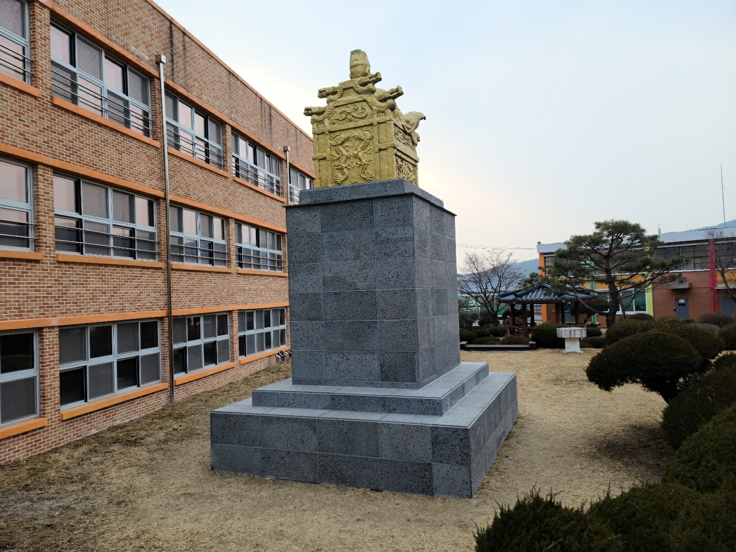 2000769928_UgowfEHy_49902b2c675407015a94dd0cc742cd58e8d11339.jpg 이미지크게보기