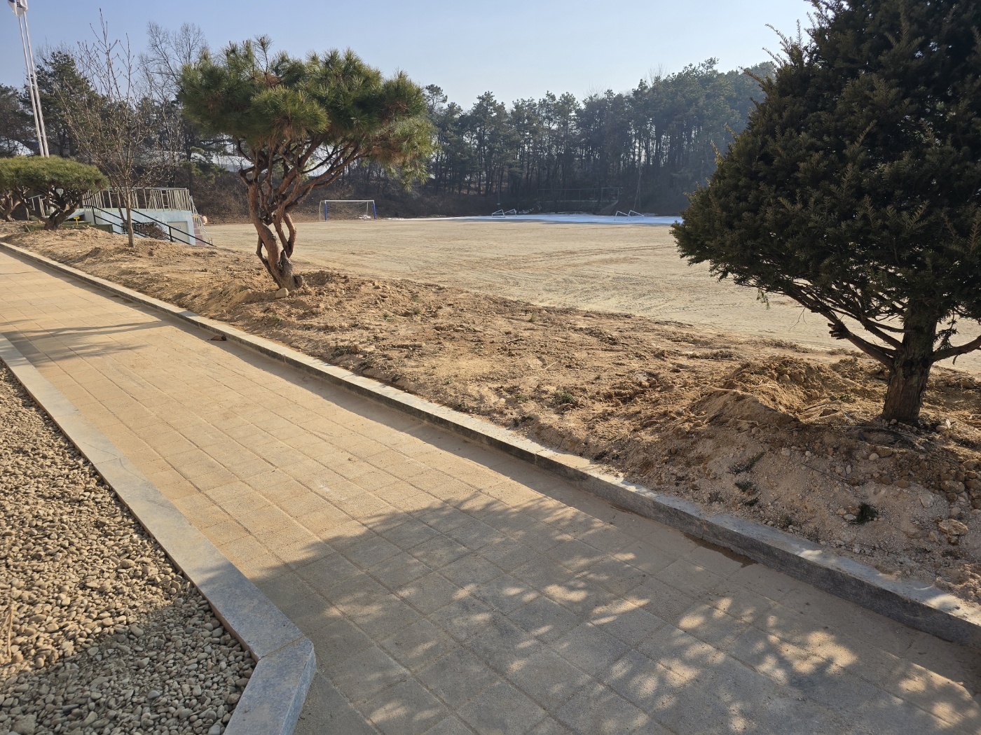 /user/0/01063001075/editor/2504/3486c792fdc153b33398f24f92f1f9d4_1745284796_0805.jpg 이미지크게보기