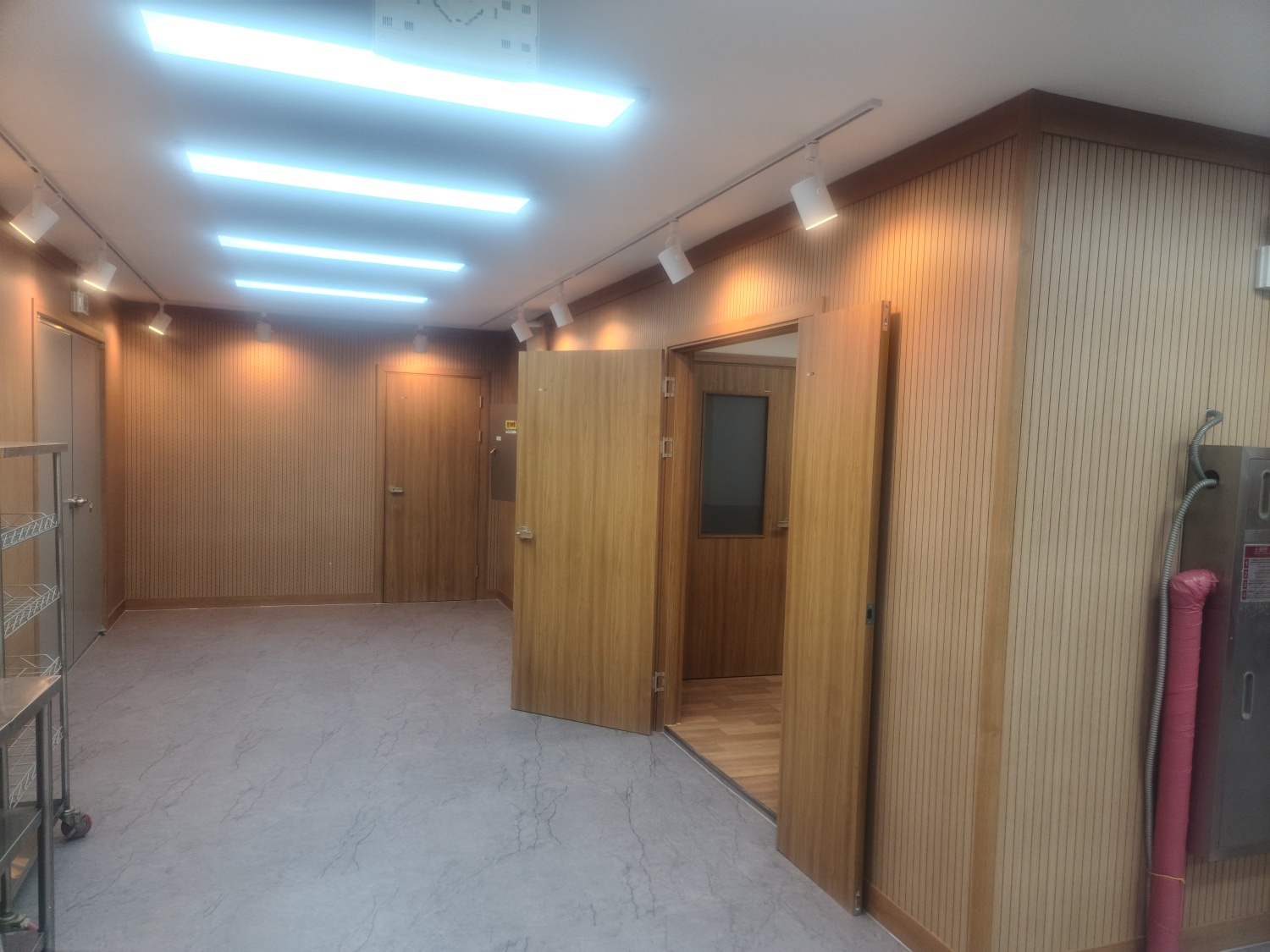 /user/0/01063001075/editor/2504/3486c792fdc153b33398f24f92f1f9d4_1745284907_9492.jpg 이미지크게보기